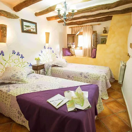 Family House With Farm The Curious Lodge