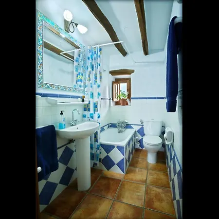 Lodge Family House With Farm The Curious Laroya